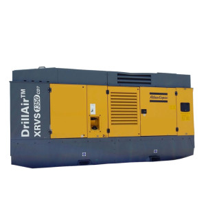 Compressore portatile nero XRVS1350 429 Kw e 975 L Capacità del serbatoio diesel La soluzione mobile definitiva