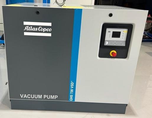 Pompa per vuoto AC industriale GHS 730 VSD+ con potenza all'albero di 11 KW e basso livello di rumorosità di 51-73 DB A