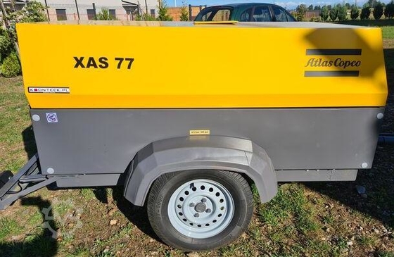 Compressore portatile di grado industriale XAS77E con FAD 4.2 M3/min e colore nero