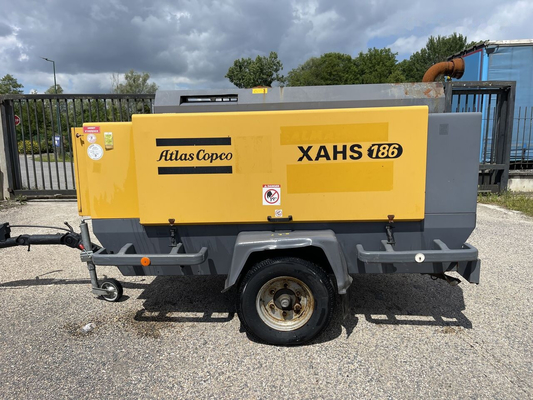 Compatto e potente Il nostro compressore portatile XAHS186E+ è la soluzione perfetta per applicazioni in movimento